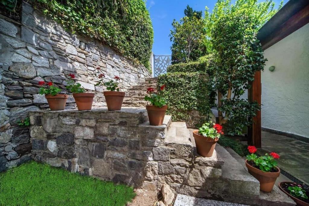 Contessa - Panoramic Villa Massino Visconti Esterno foto